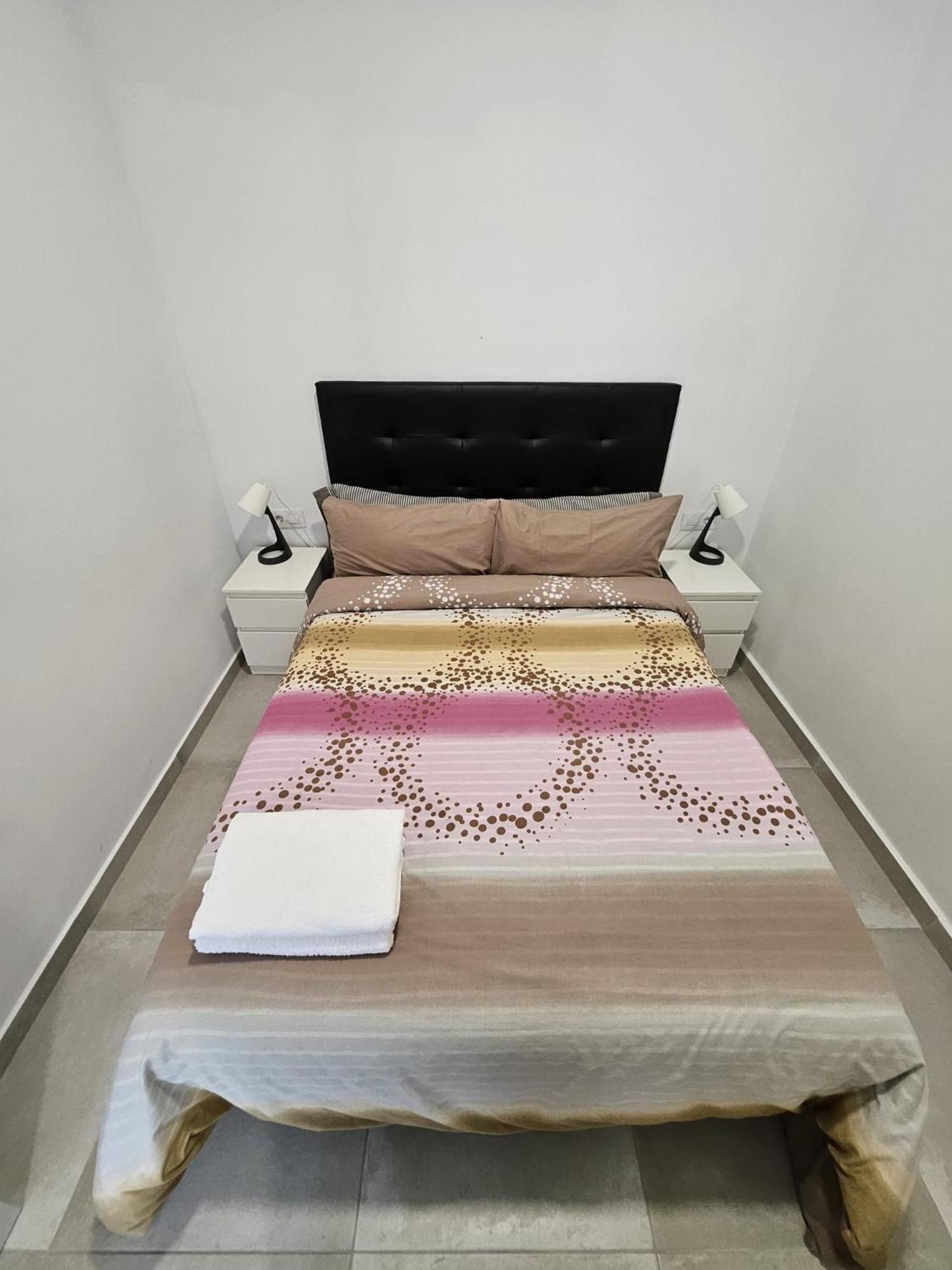 Apartments Jota 巴塞罗那 外观 照片